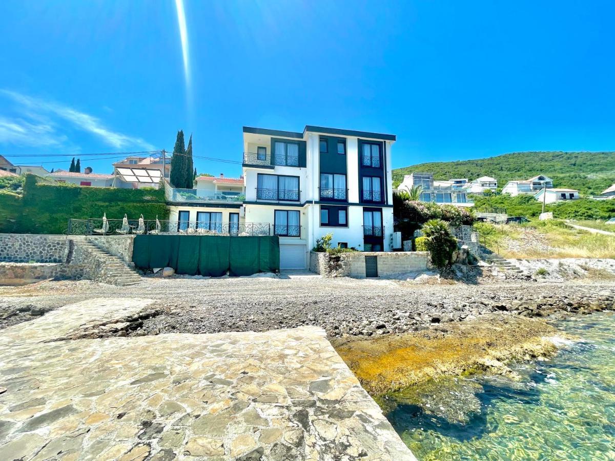 Beachfront Villa Pearl Of Adria Krasići Eksteriør bilde