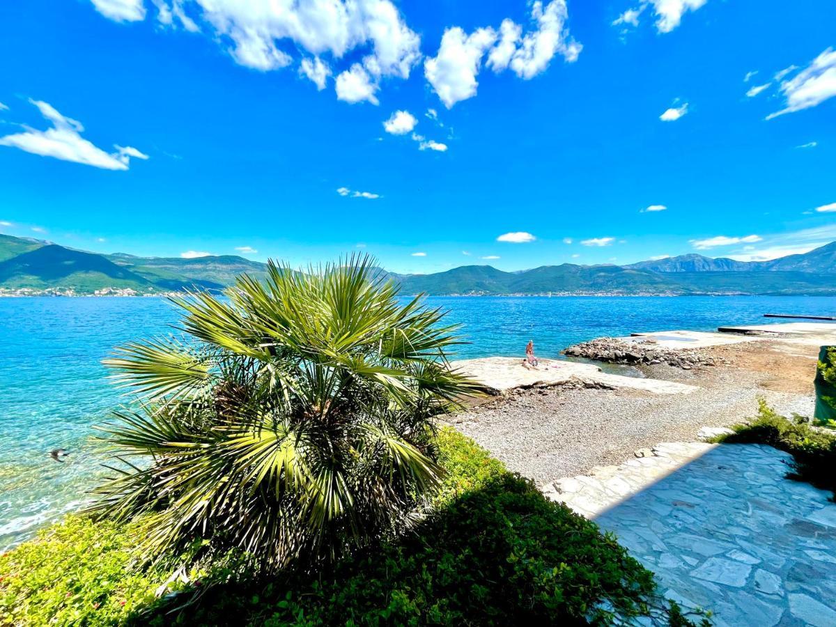 Beachfront Villa Pearl Of Adria Krasići Eksteriør bilde